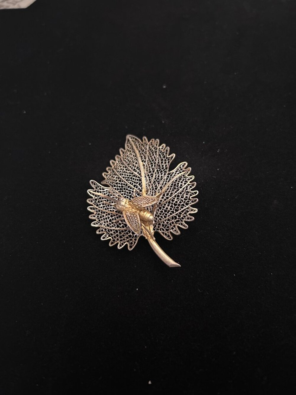 Vintage 800 Silver Filigree Leaf Brooch with Gold Tone Bee Insect Pin